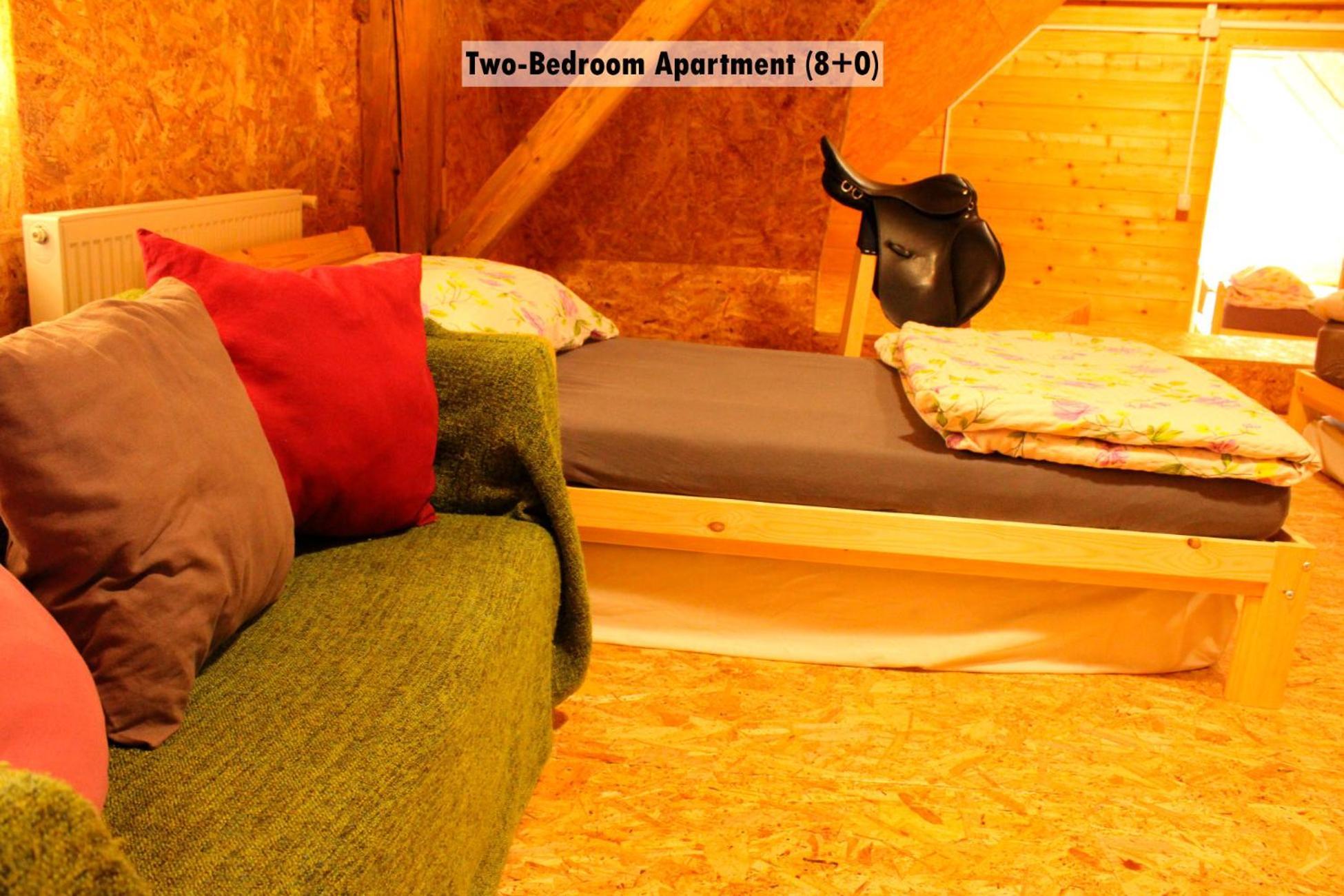 Apartments Farm House Uric ゴレンスカ地方 エクステリア 写真