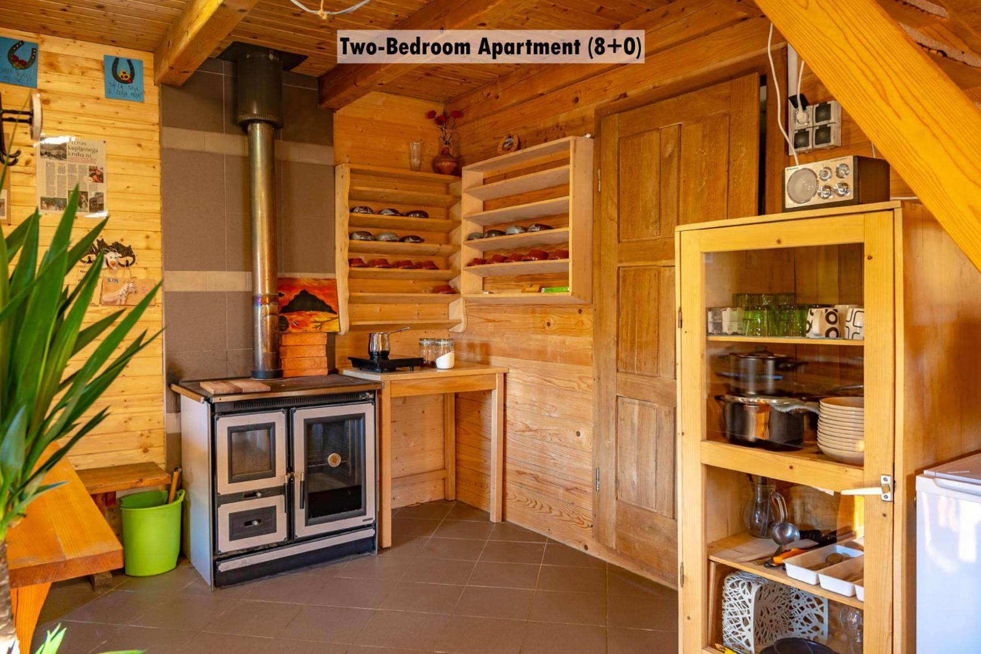 Apartments Farm House Uric ゴレンスカ地方 エクステリア 写真