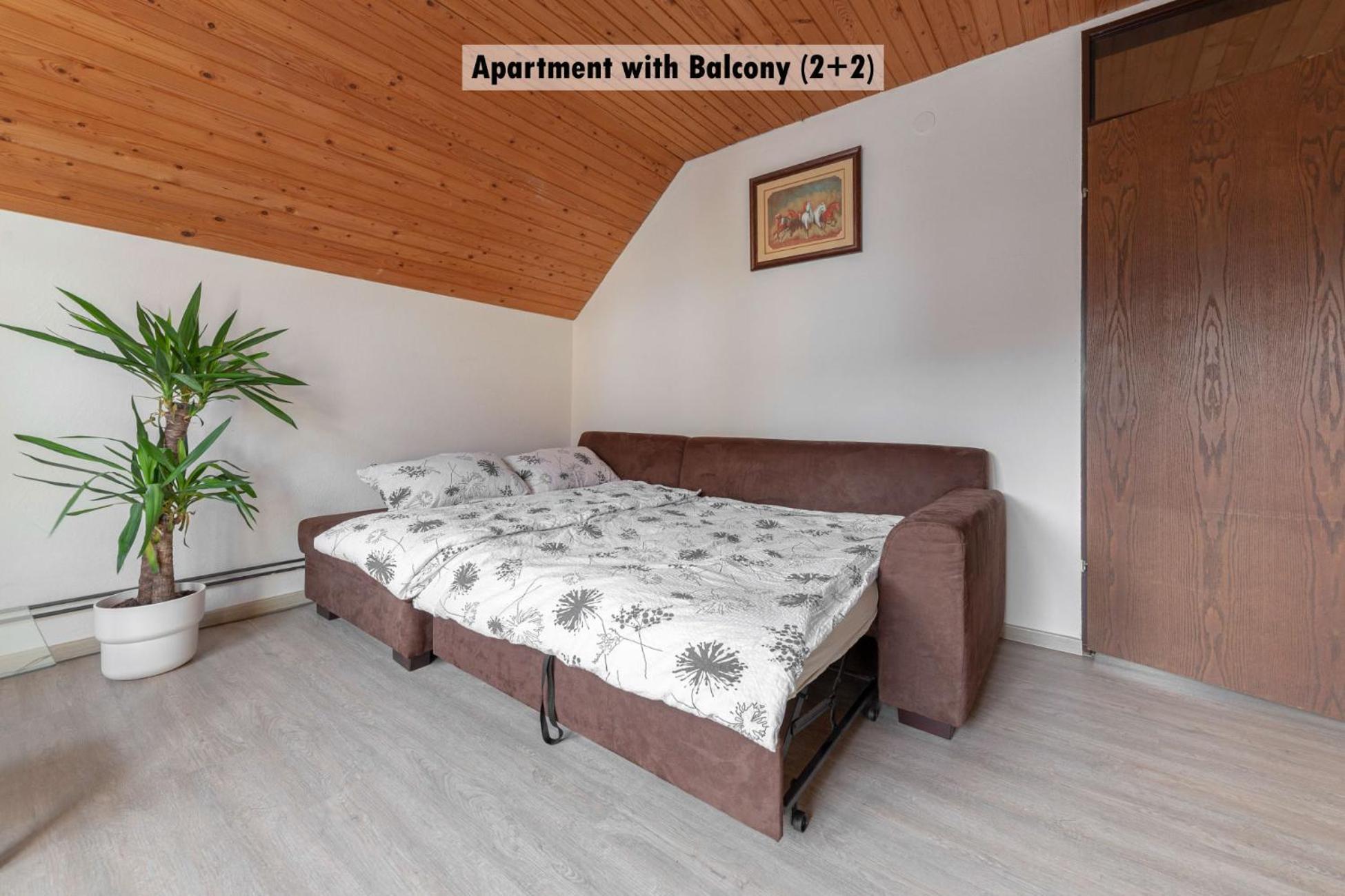 Apartments Farm House Uric ゴレンスカ地方 エクステリア 写真